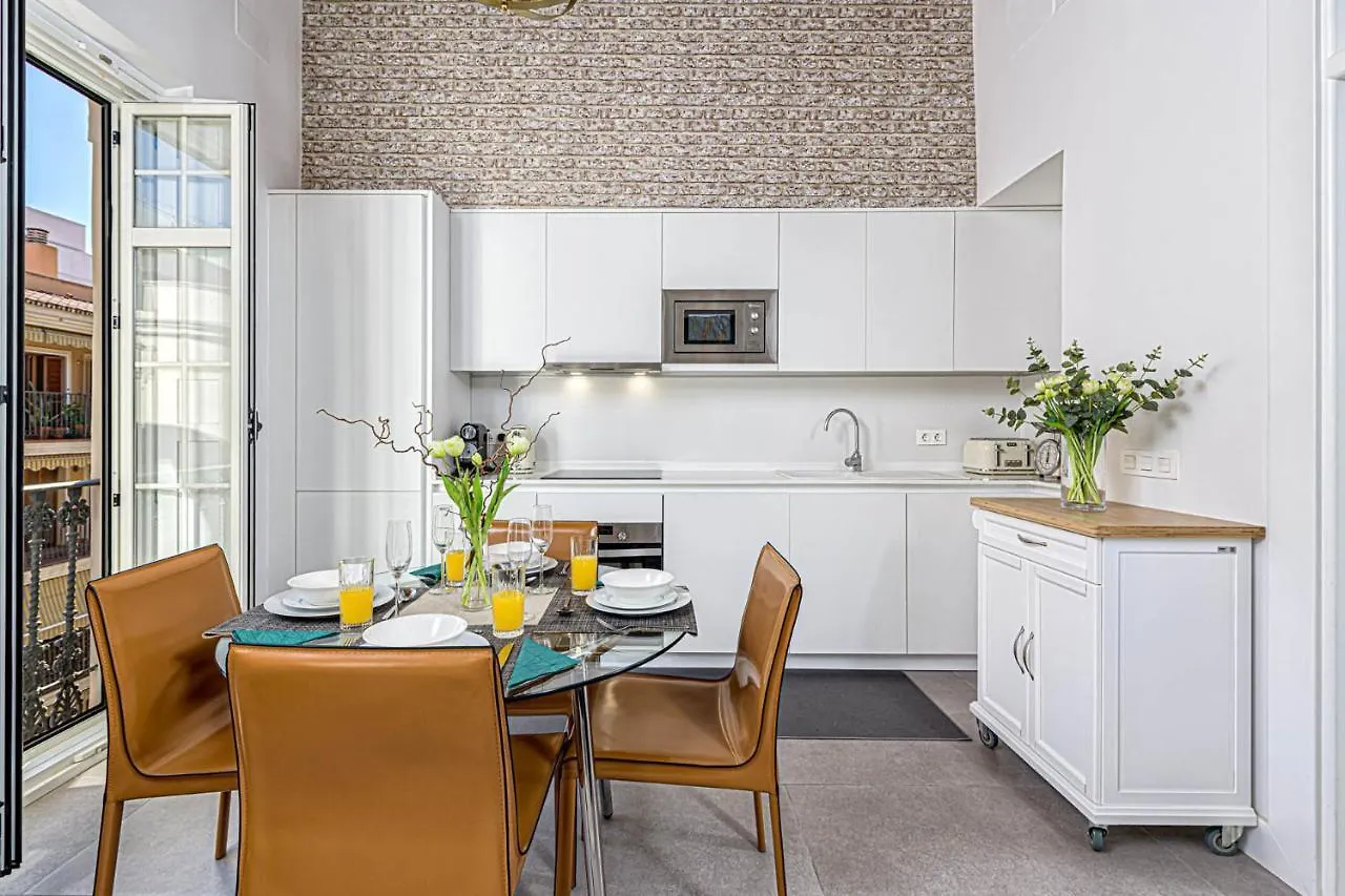 Mira Apartment In Malaga By Solaga Holiday Homes 0*,